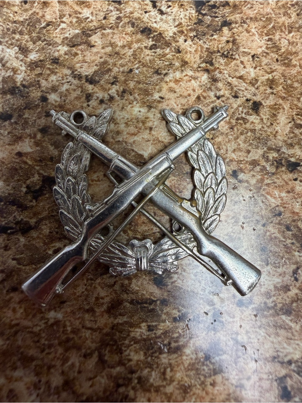 Military Style Crossed Rifles Silver Pendant Necklace Charm